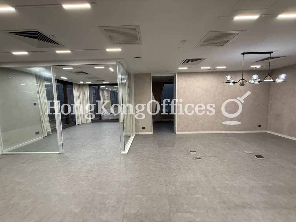 Queen's Road Central, 9