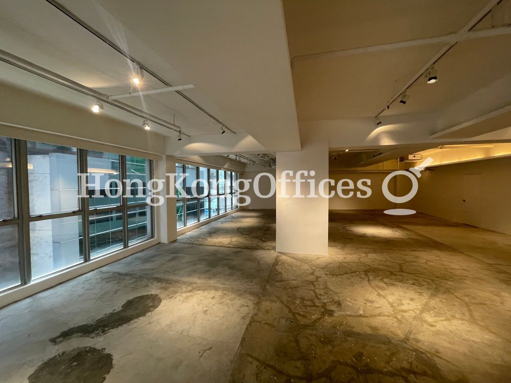 Wellington Street, 128