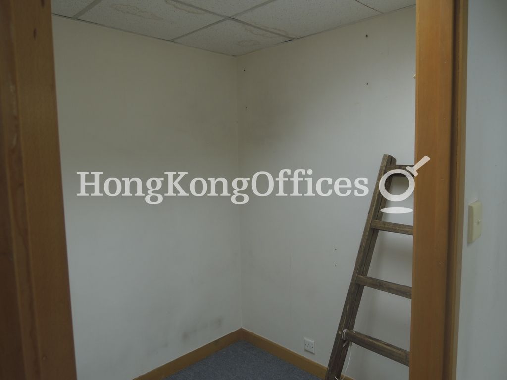 Wing Kwok Centre