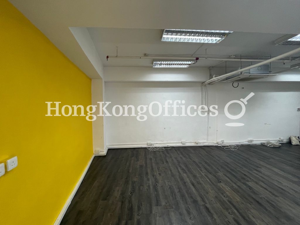 Wellington Street, 128