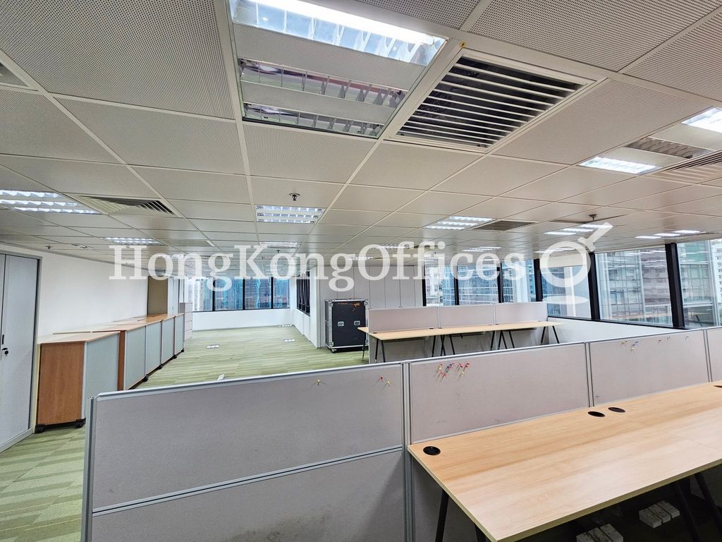 Lee & Man Commercial Center