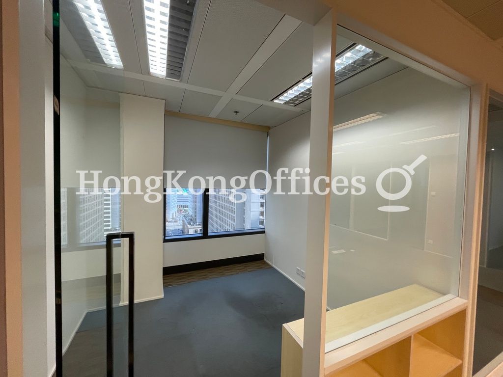 Queen's Road Central, 9