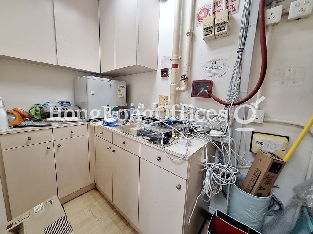 Zoroastrian Building, The