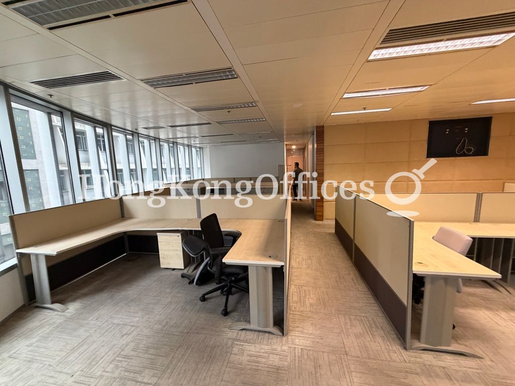 Queen's Road Central, 8