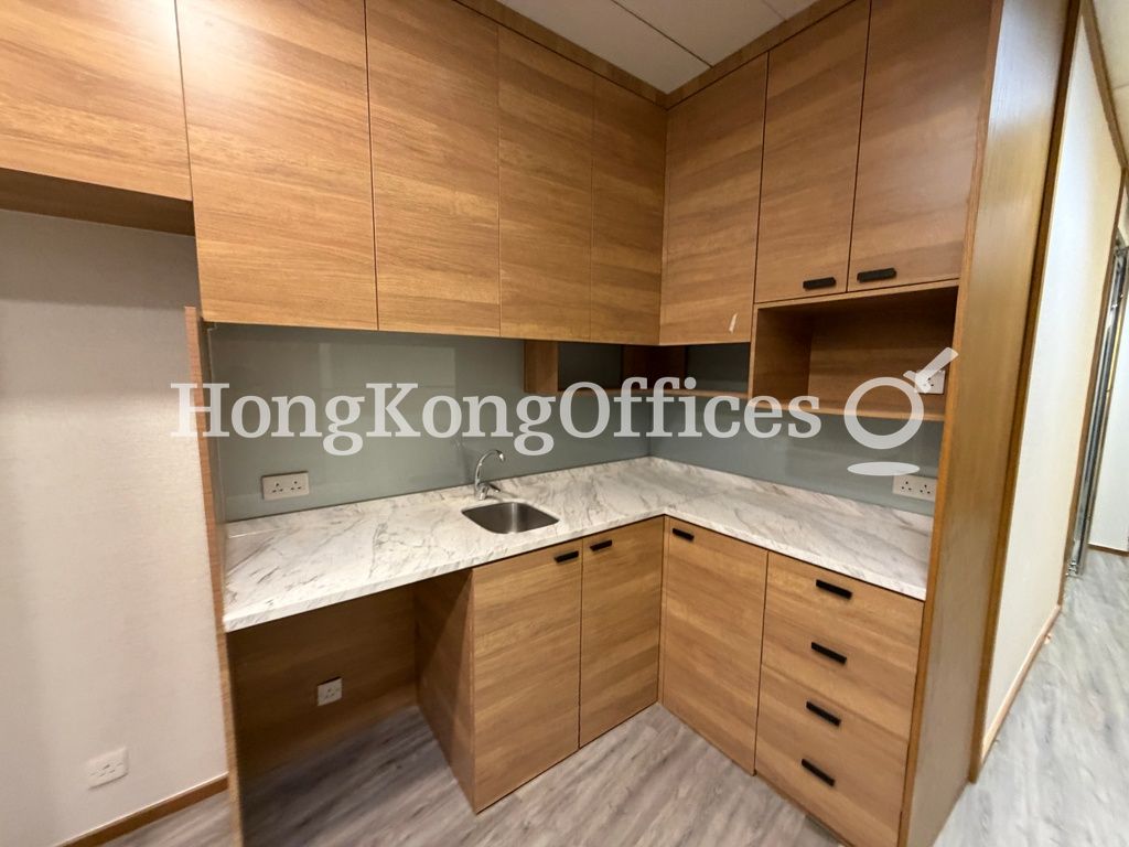 皇后大道中 8 号