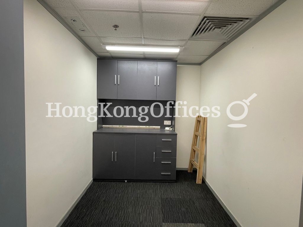 會展廣場辦公大樓