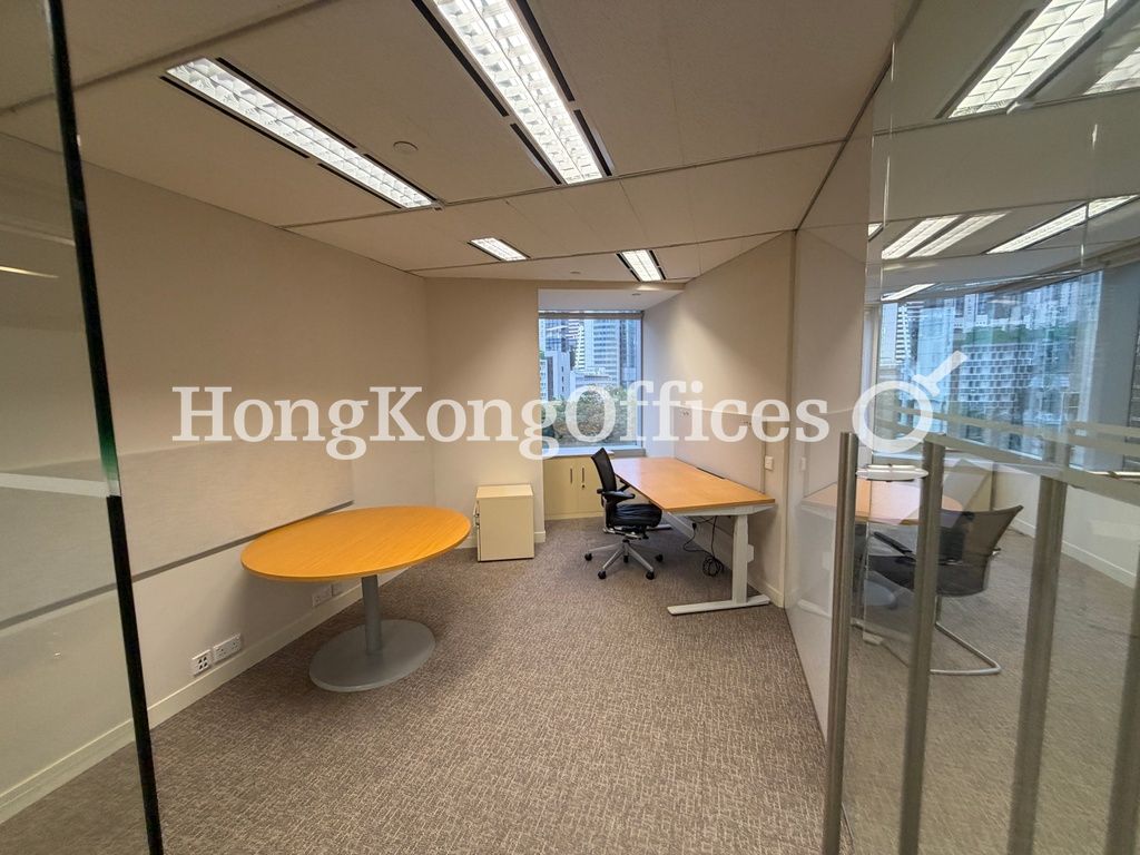 花園道三號- 冠君大廈