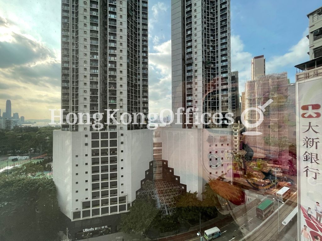 Park Commercial Centre