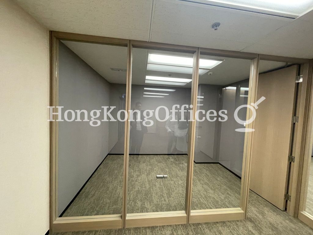 Ruttonjee Centre - Dina House