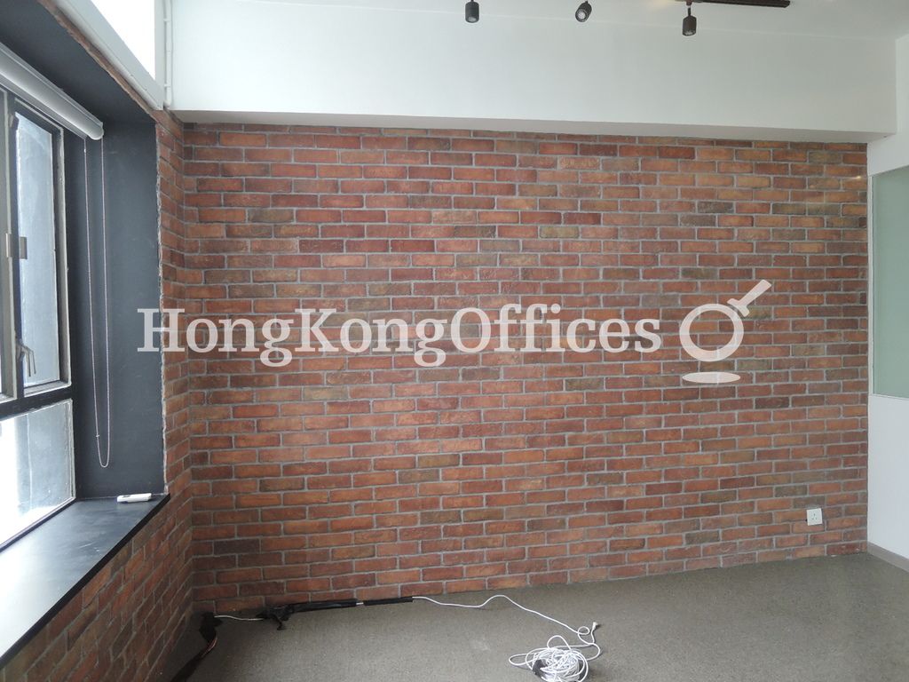 Manager Room 1