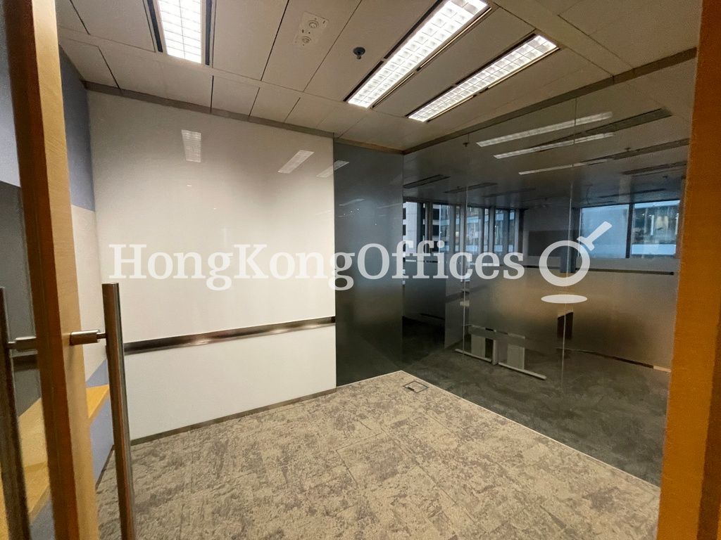 Queen's Road Central, 8