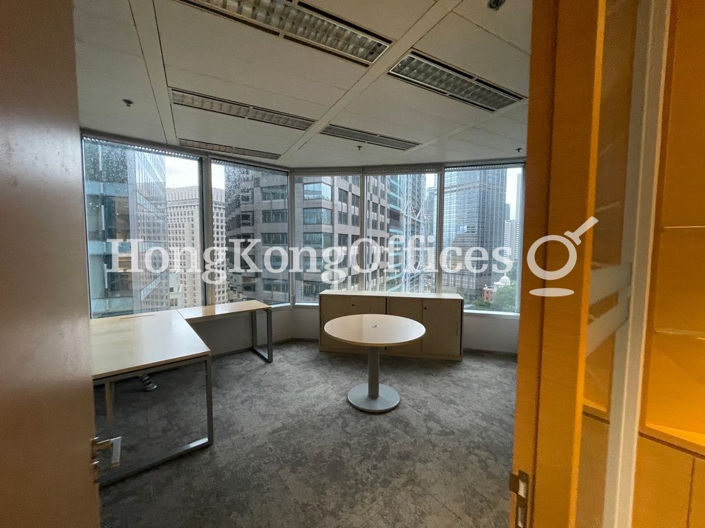 Queen's Road Central, 8