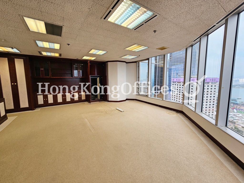 Lippo Centre - Tower 1