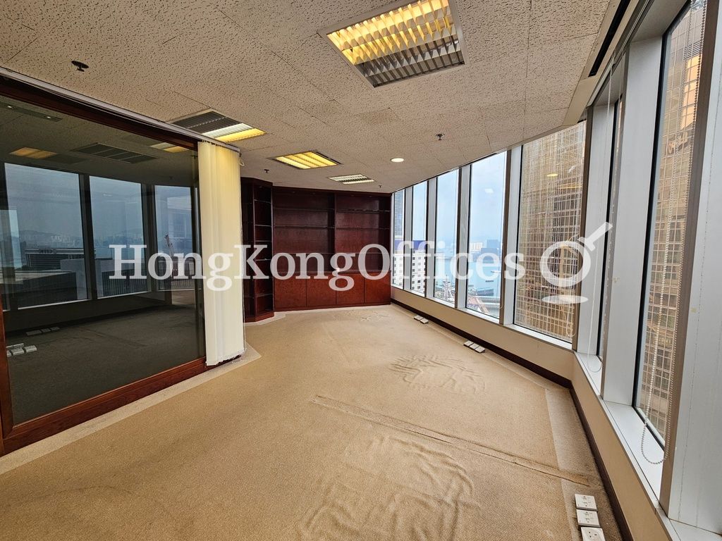 Lippo Centre - Tower 1