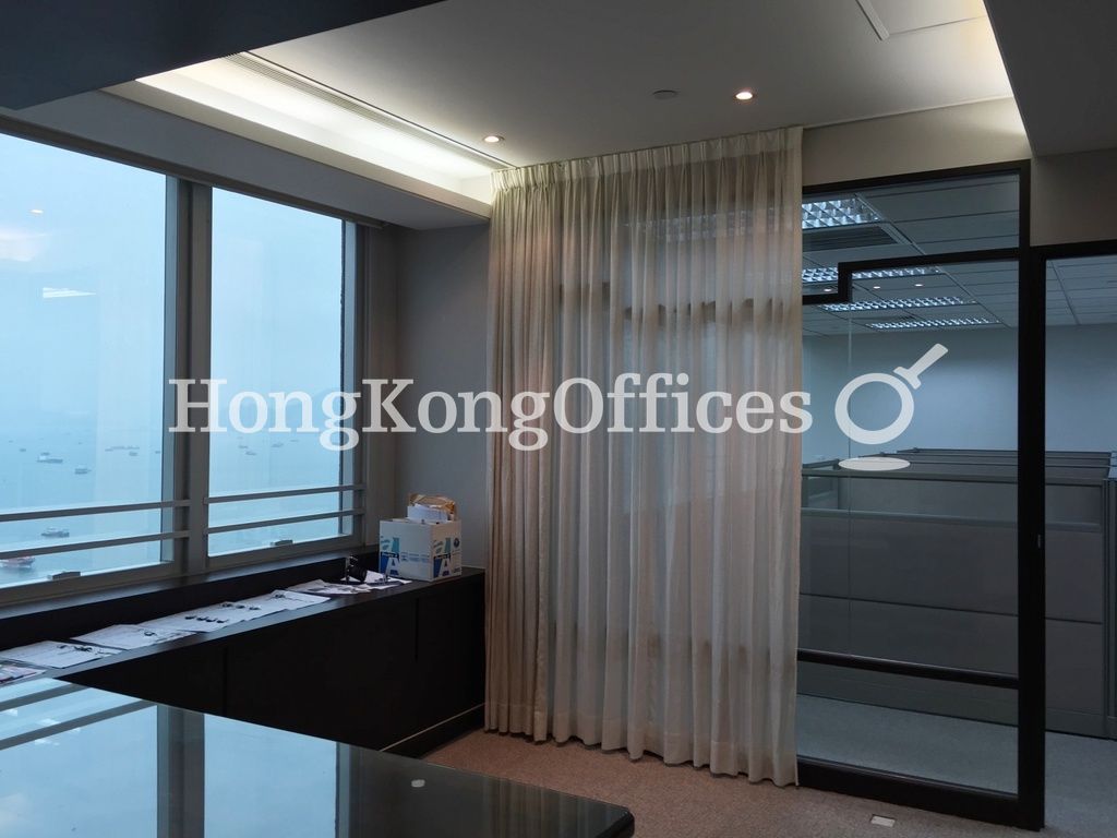 Connaught Road West, 118