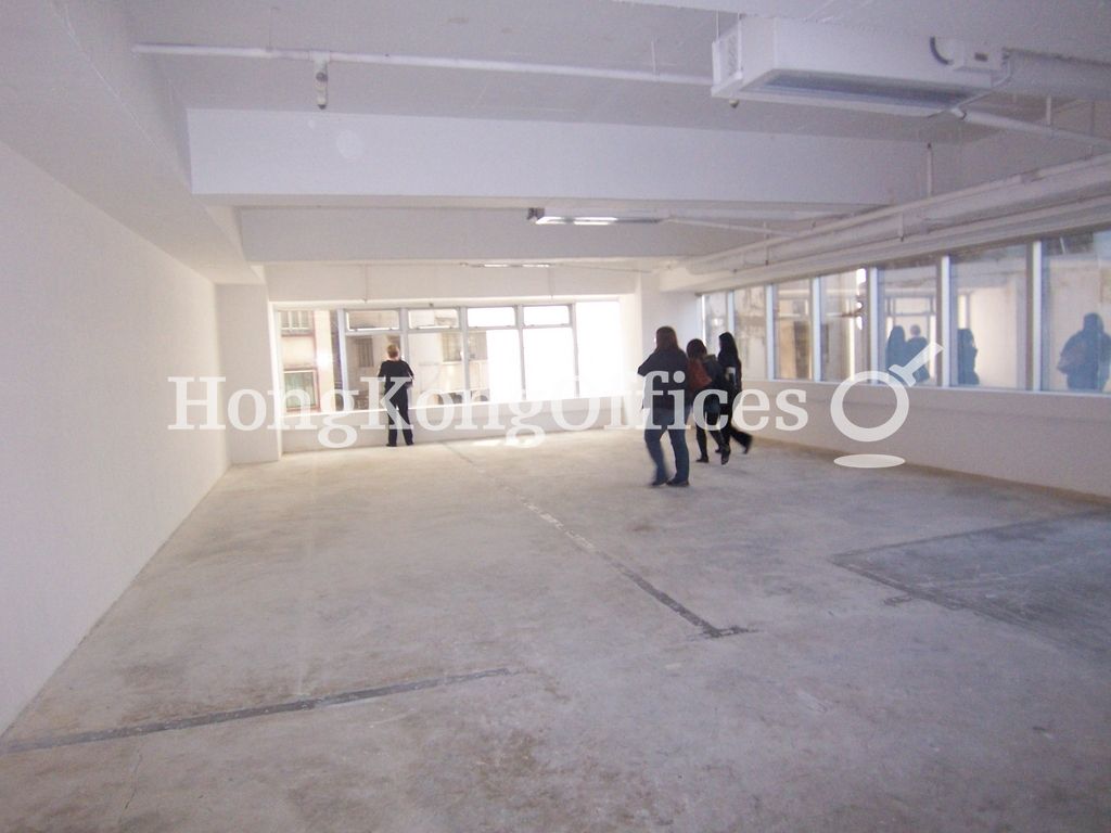 Universal Trade Centre