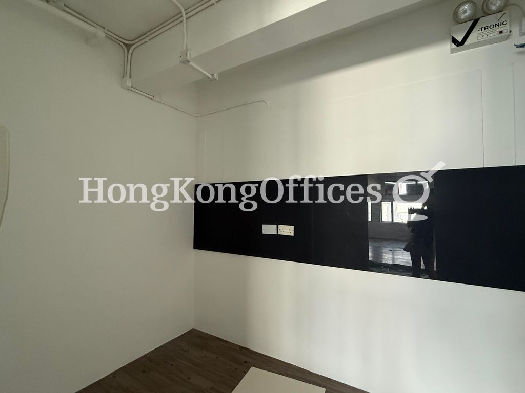 Seaview Commercial Building