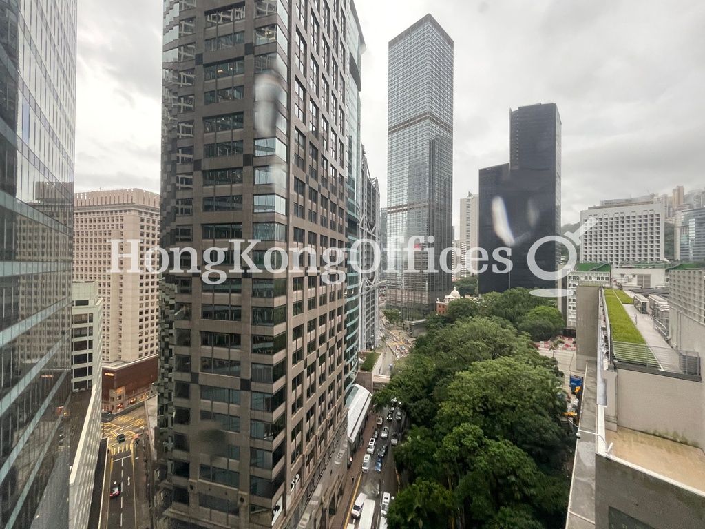 Queen's Road Central, 8