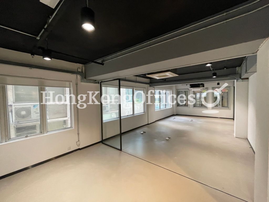 E168 (Plaza 168)