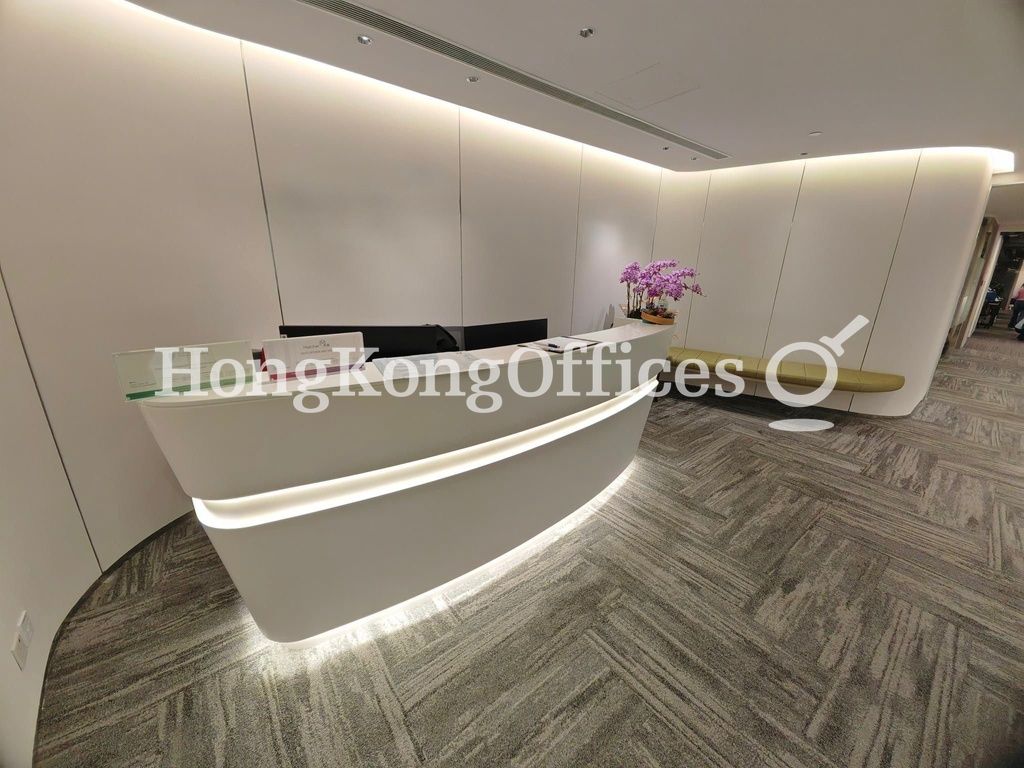 Grand Millennium Plaza