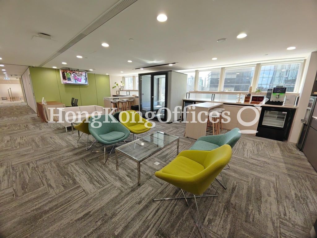 Grand Millennium Plaza