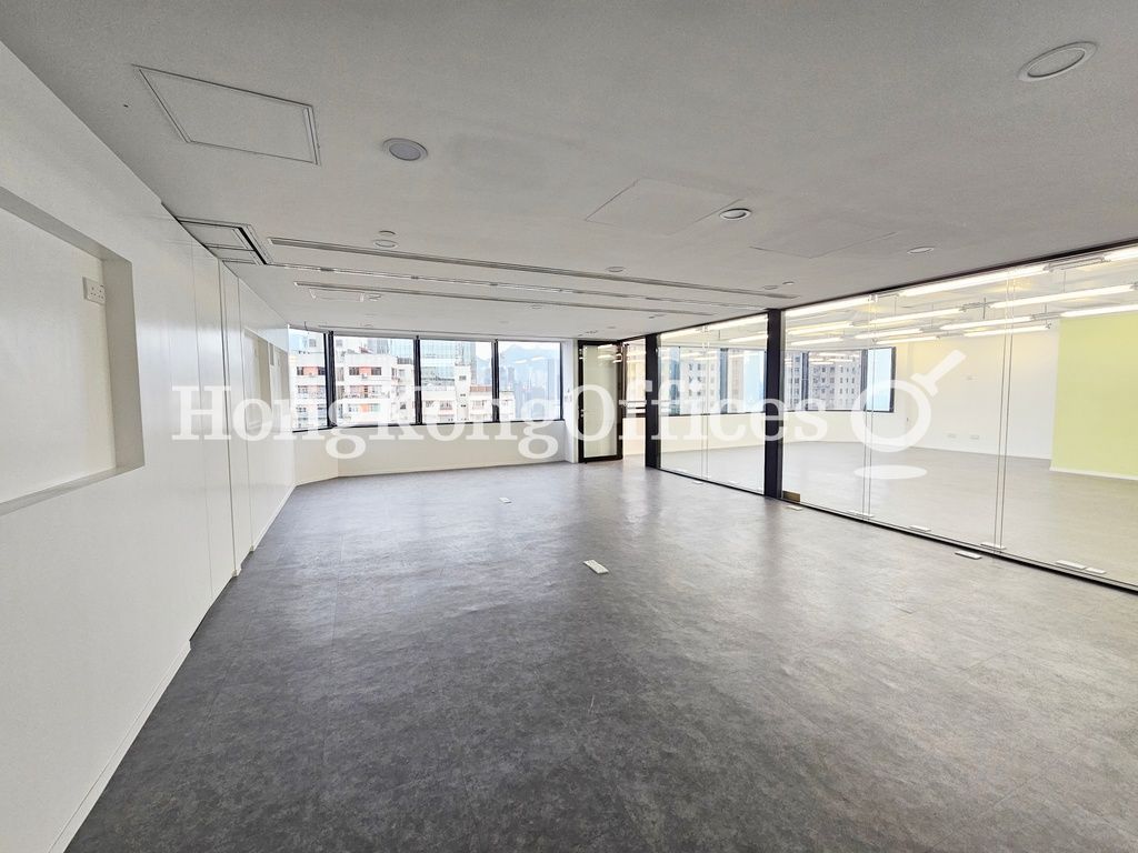 Lee & Man Commercial Center