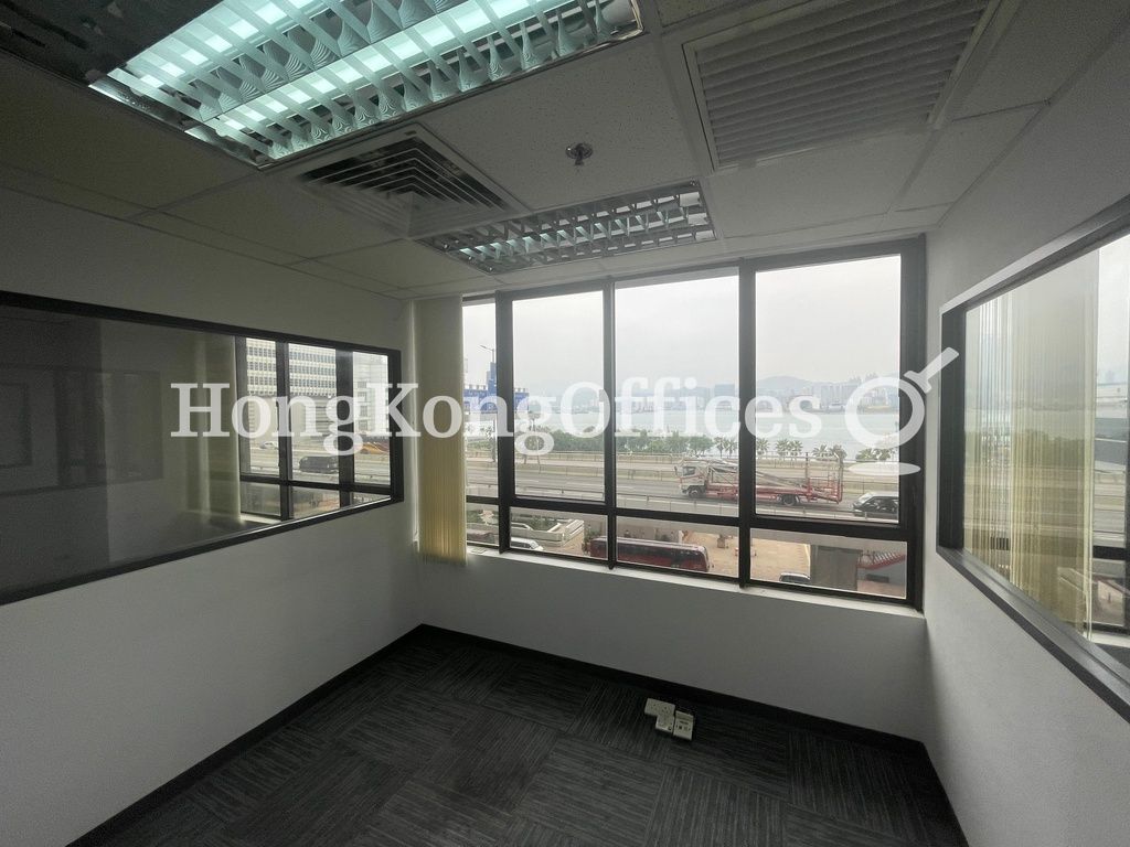 Yardley Commercial Building