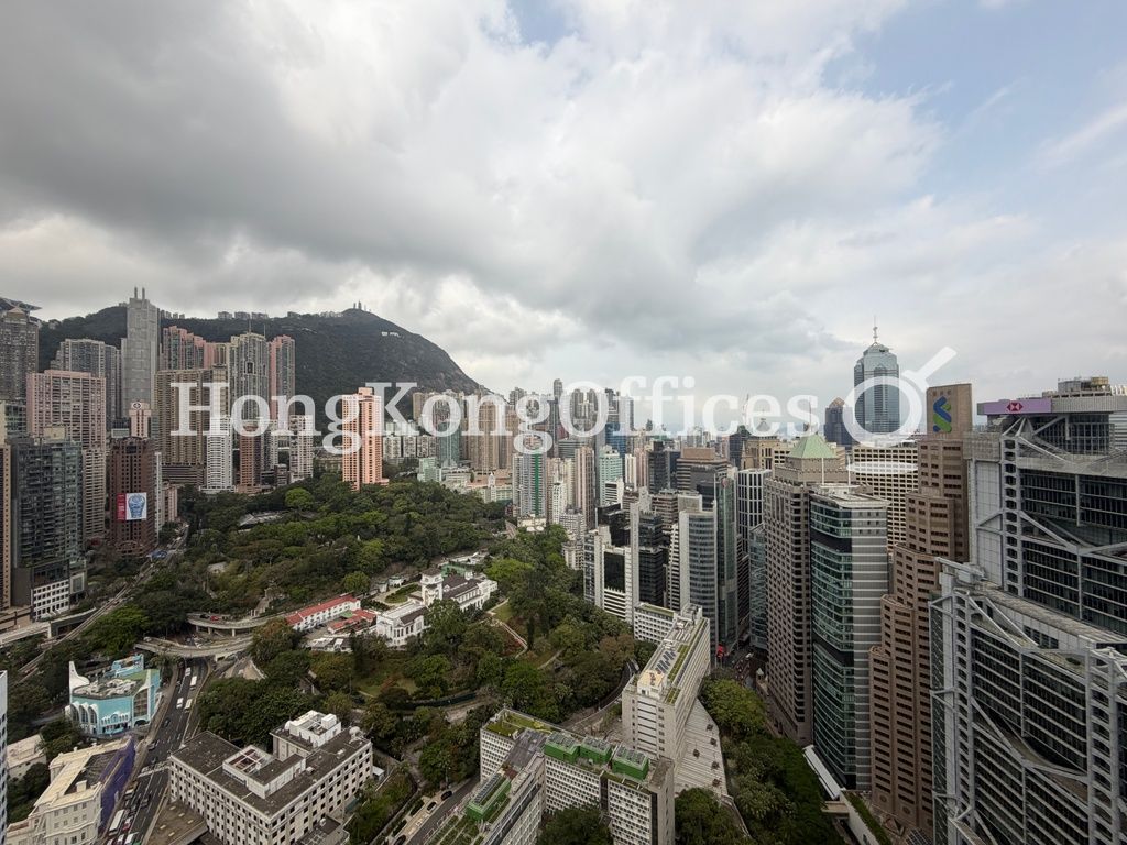 花園道三號- 冠君大廈