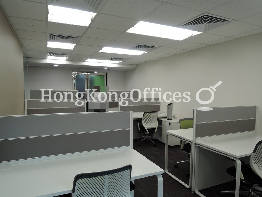 华创大厦 (OfficePlus @Wan Chai)