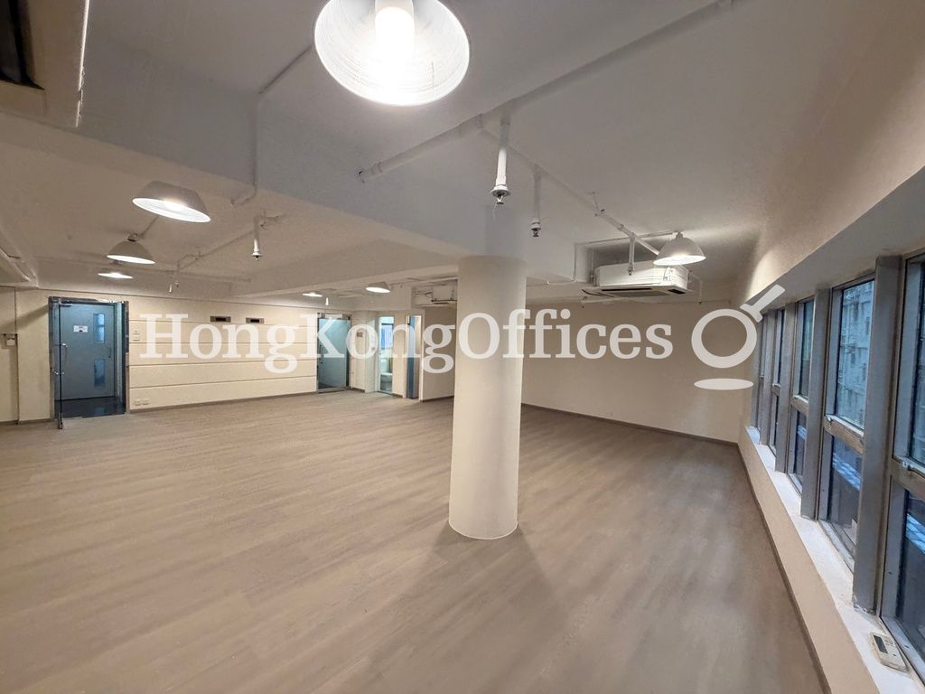 Tin On Sing Commercial Building