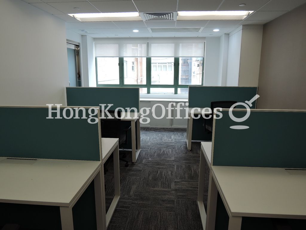 华创大厦 (OfficePlus @Wan Chai)