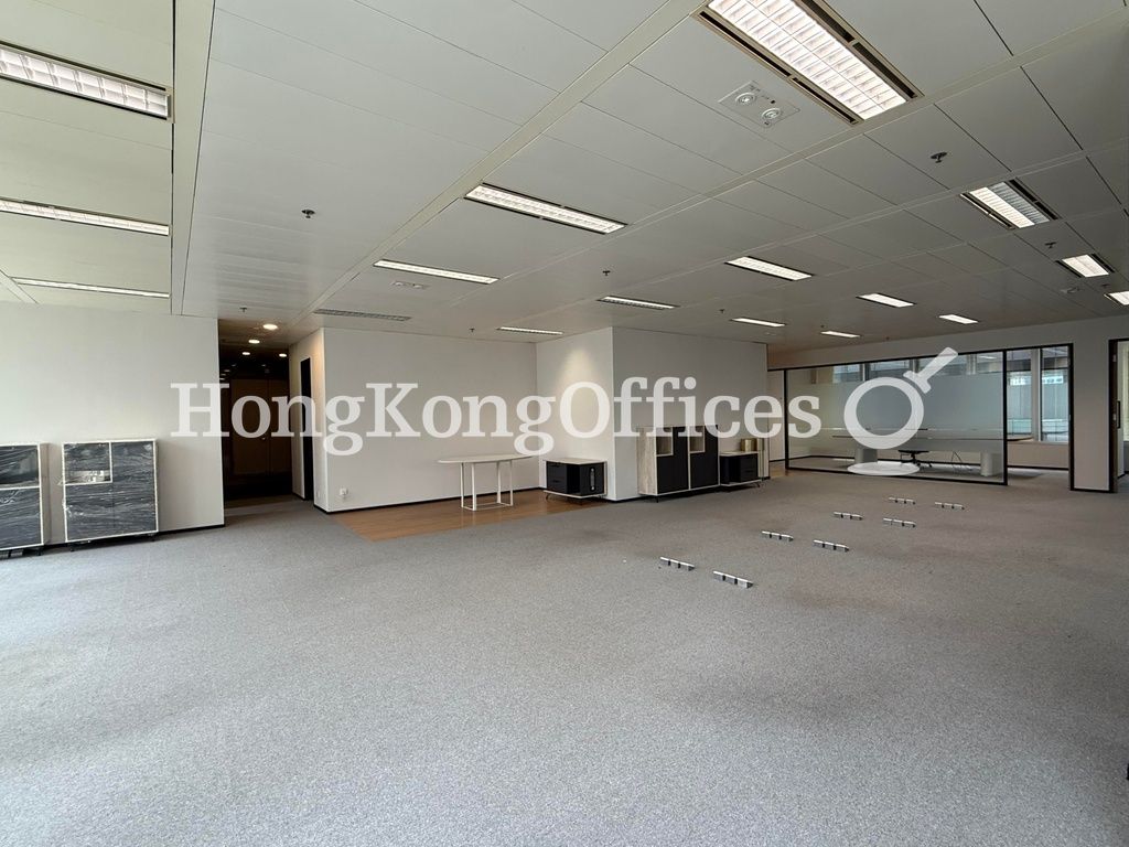 Queen's Road Central, 8