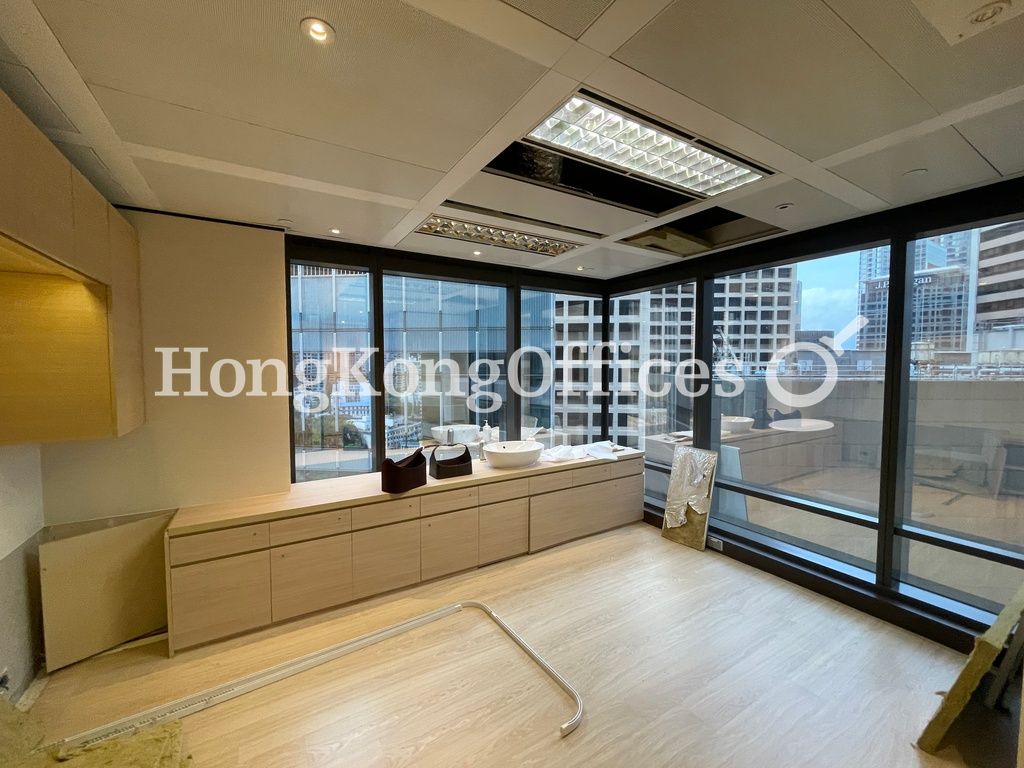 Queen's Road Central, 9