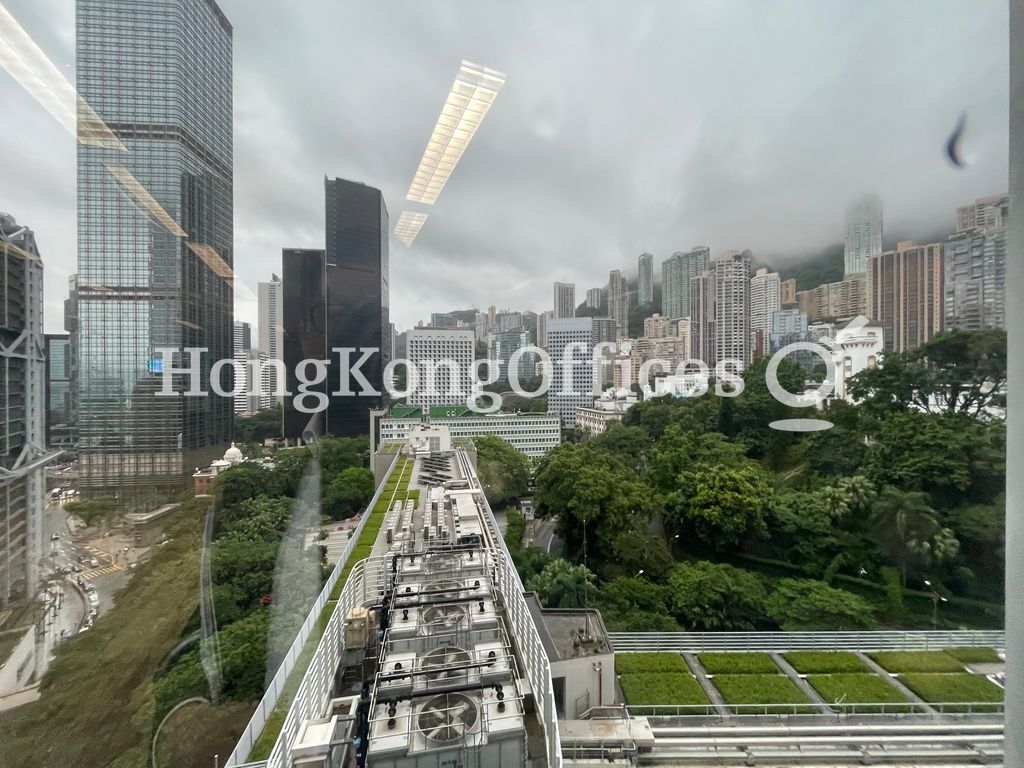 Queen's Road Central, 8