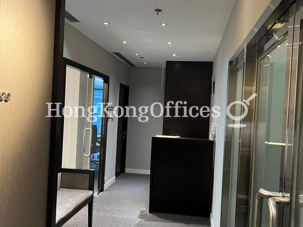 Reception & Guest Waiting Area