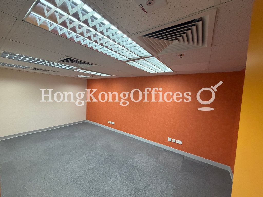 興業商業中心